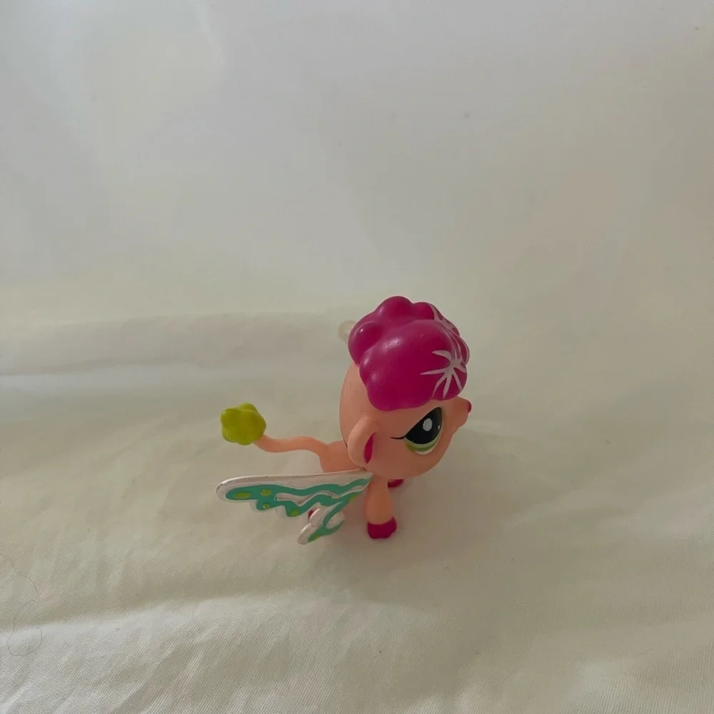 Littlest Pet Shop FAIRY #2706 - Authentic
